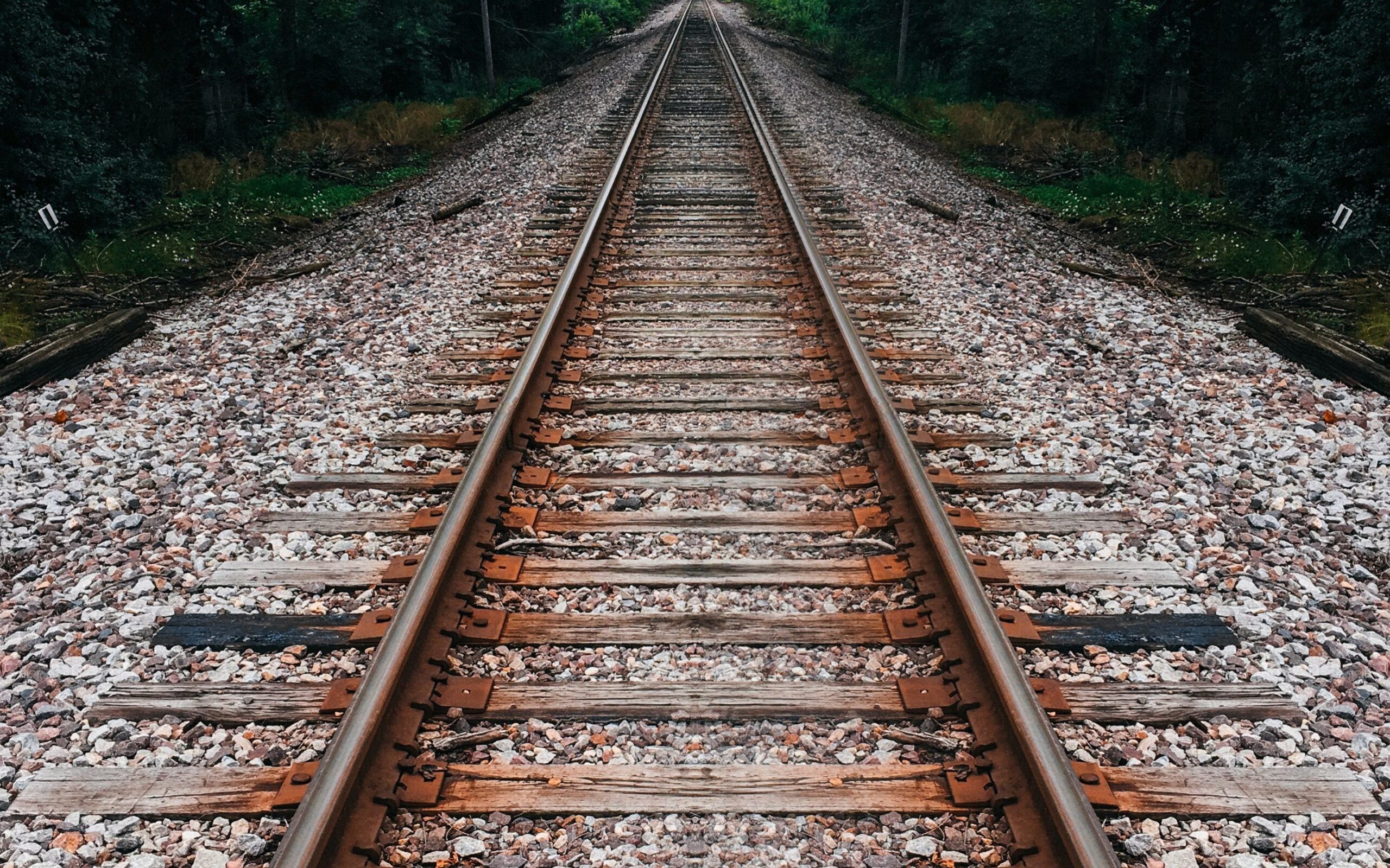 tom-barrett-328717-unsplash-2880x1800